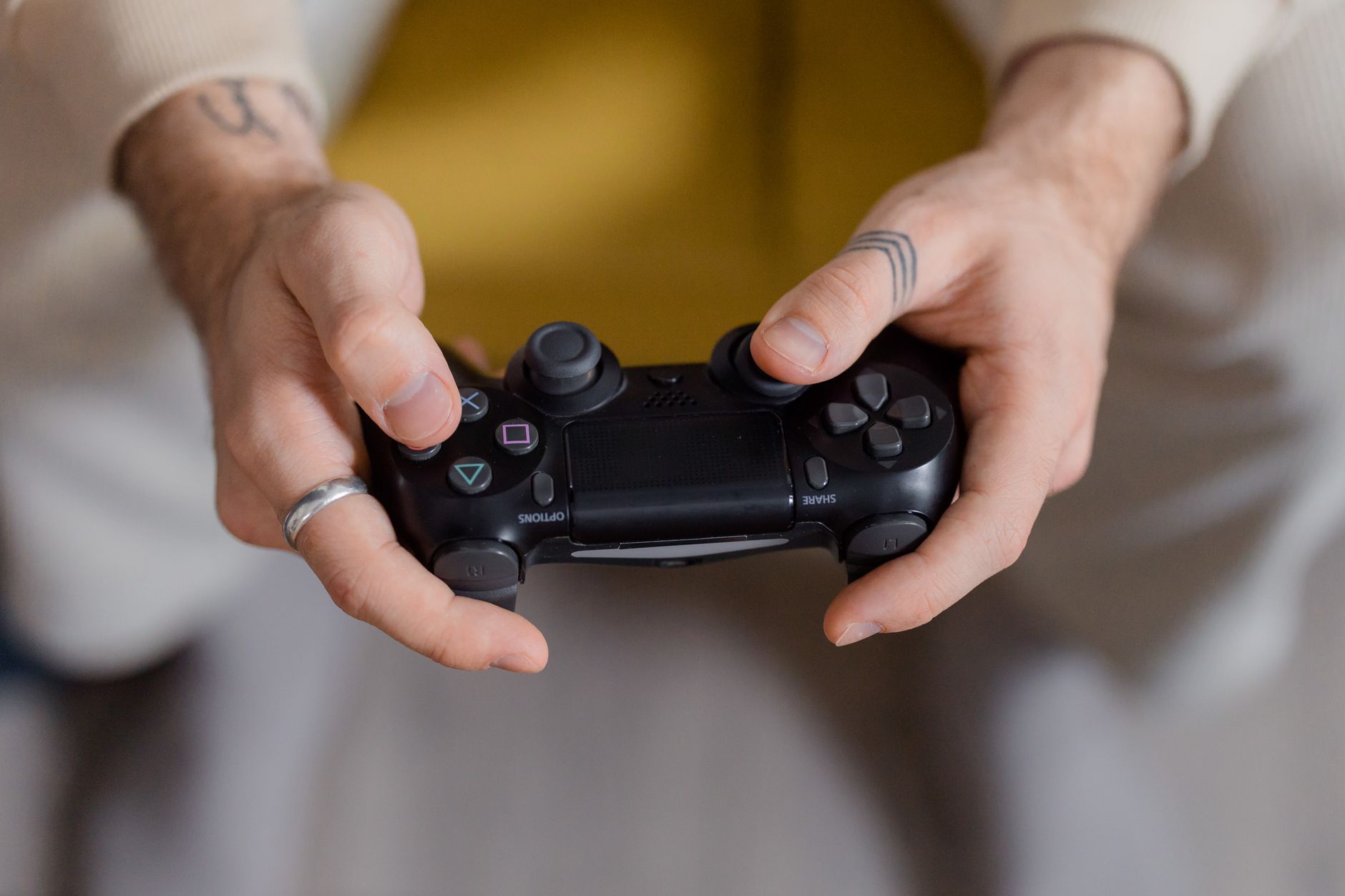 Reasons for Online Gambling More Popular withinside the Community